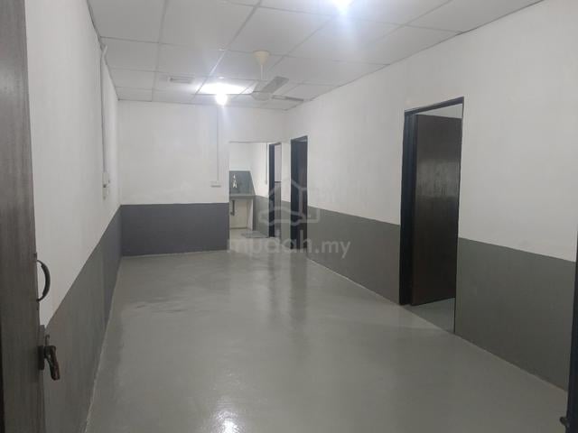 Rumah 1 Tingkat untuk Disewa (Batu 9, Cheras)
 1