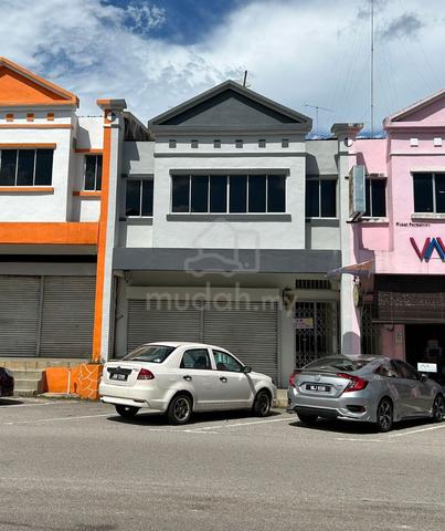 No.15, Jalan Cahaya Baru, Taman Bandar Cahaya Baru, 83700 Yong Peng. 1