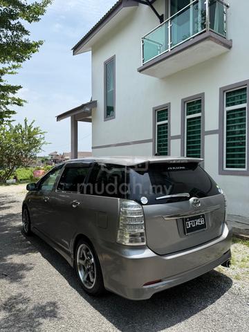 2008 Toyota WISH 1.8 XL ZNE14G FACELIFT (A) - 3