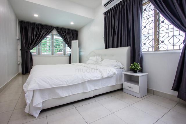 1 Sty Renovated House At Taman Bersatu 1
