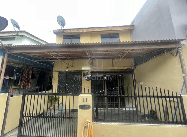 Rumah sewa hot area 1