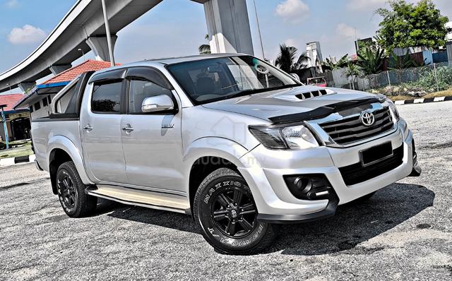 Toyota HILUX 2.5 G TRD SPORTIVO (A) - 2