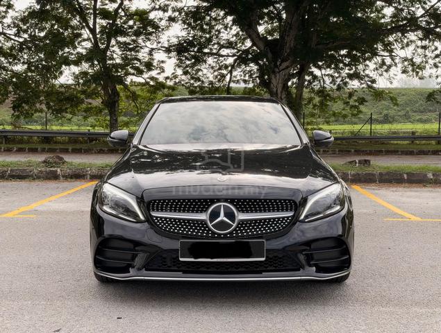 2020/21 Mercedes-Benz C300 Local 24,700 KM F.Serv - 2