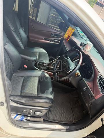 Toyota HARRIER 2.0 PREMIUM ADVANCE PACKAGE - 5