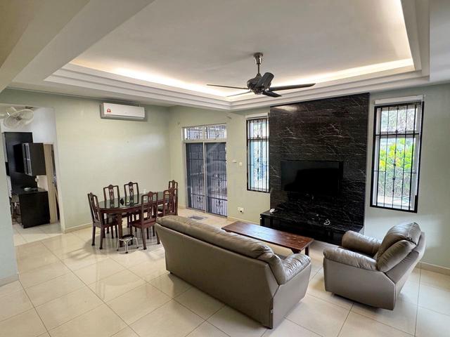 Taman Daya Corner Lot 22x70sf + 30ft Land Double Storey Fully Extended 1