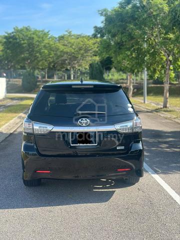 2014 Toyota WISH 1.8 S FACELIFT (A) - 5