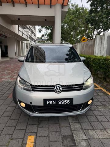 2011 Volkswagen CROSS TOURAN 1.4 TSI (A) Female OW - 2
