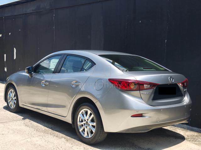 2017 Mazda 3 2.0 SEDAN GL SKYACTIV Low Mileage - 2