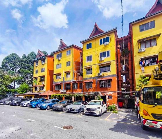 Pangsapuri PKNS (PJS 6) 1