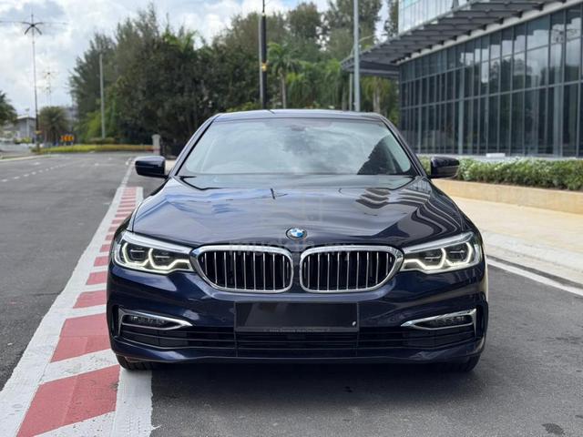 40K MILEAGE ONLY 2020 Bmw 520i 2.0 LUXURY (A) - 2