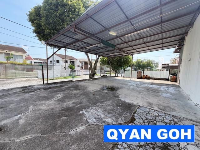 [Corner] At Least 10 Car Parks & Big Compound 2 Sty Terrace Greenlane 1