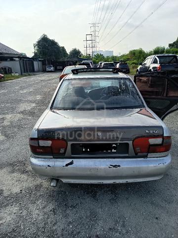 Proton WIRA 1.6 XLi (M) TAHUN 1996 - 2