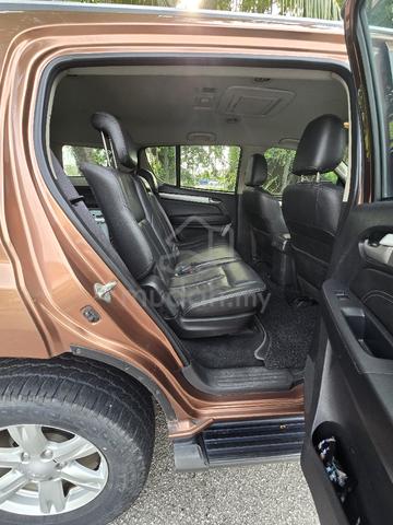 2015 Isuzu MU-X 2.5 4X4 UCR86 (A) - 4