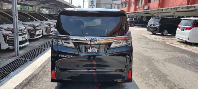 2018/19 Toyota VELLFIRE 2.5cc ZA MODEL (2 YR WRTY) - 2