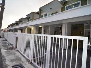 Bandar Saujana Putra, 2-Storey Town House 1