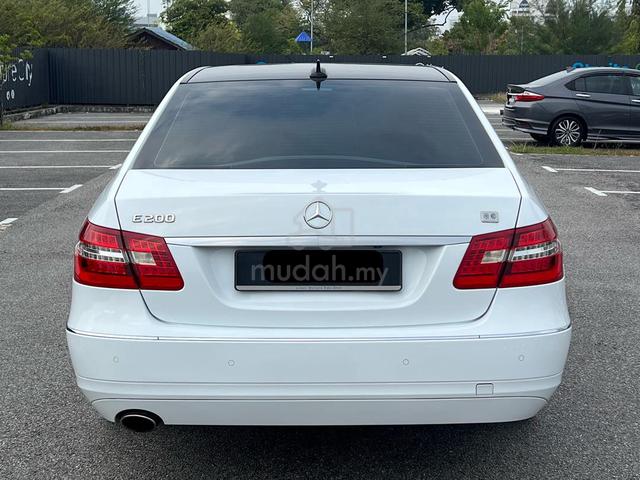 2012 Mercedes Benz E200 CGI Blue Efficiency (A) - 5