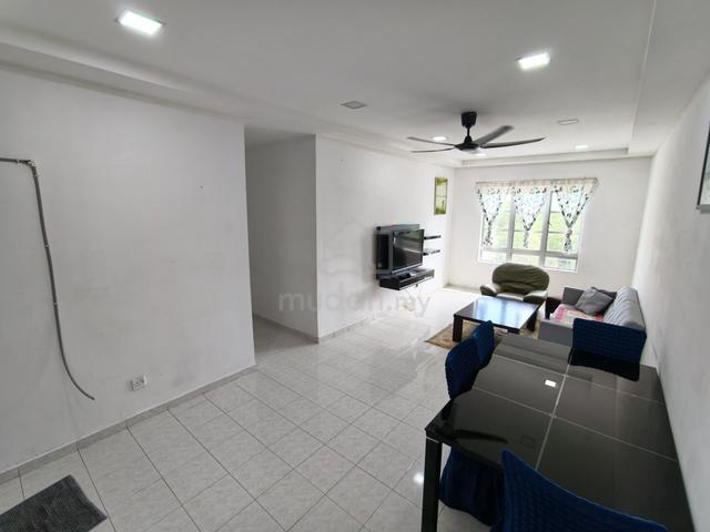 Idaman Senibong Apartment 1