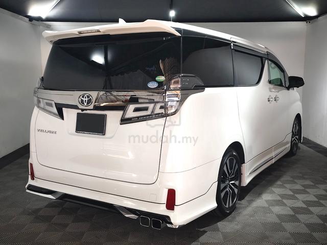 2018 Toyota Vellfire 2.5 ZG Sunroof 5-Years Wrrnty - 2