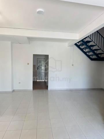 Taman Nusa Perintis 2 Storey House for RENT nusajaya Gelang Patah 1