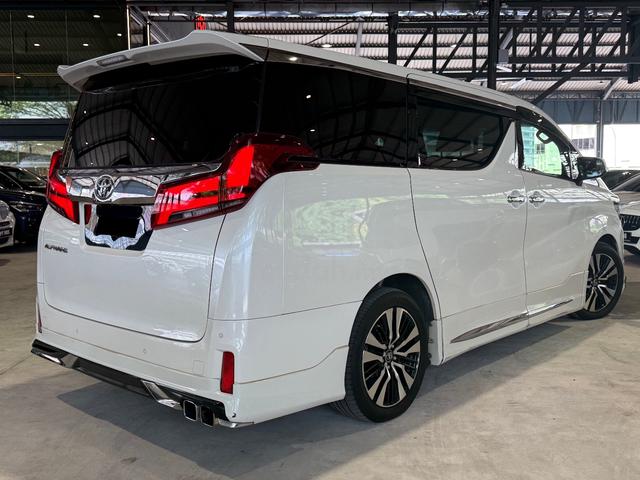 Toyota ALPHARD 2.5 SC Full Kit Sunroof R/verse Cam - 2