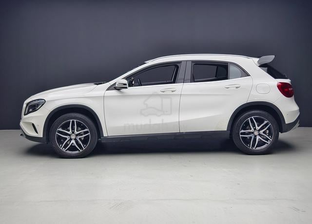 Ori-89K 2016 Mercedes Benz GLA200 1.6 FSR P/Boot - 5