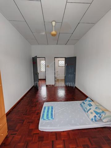 Master room for rent in Kepayan 1
