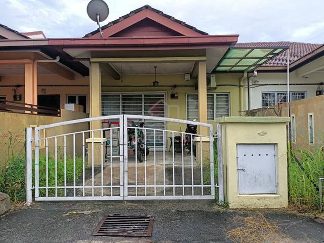 Taman Puncak Jalil 9 1
