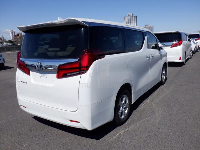 FULL LOAN 2023 Toyota ALPHARD 2.5 X (A) - 3