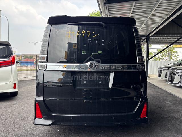 2021 Toyota VOXY 2.0 ZS KIRAMEKI III 7SEAT UNRG - 4
