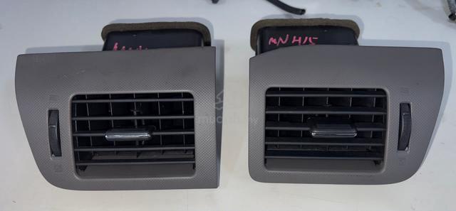Toyota Alphard ANH10 Front Aircond Vent 02-08Y - photo 2 of 5