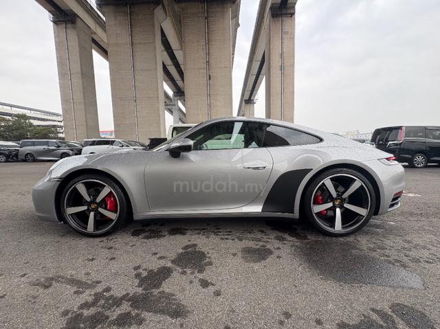 2021 Porsche 911 3.0 CARRERA 4S - 4