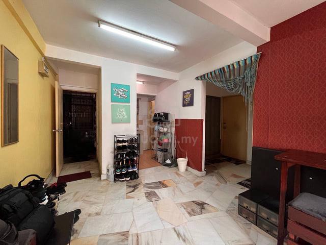 Flat PKNS Seksyen 7 Shah Alam 1