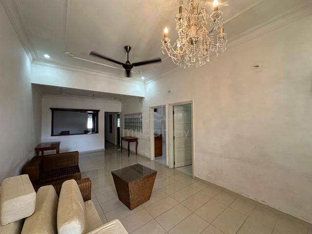 Single Sty Terrace At Pulau Tikus, Renovated 1