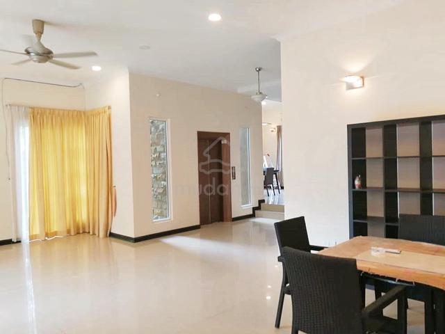 Ampang 3 storey Semi D Beverly Heights (Furnished  Lift)  1