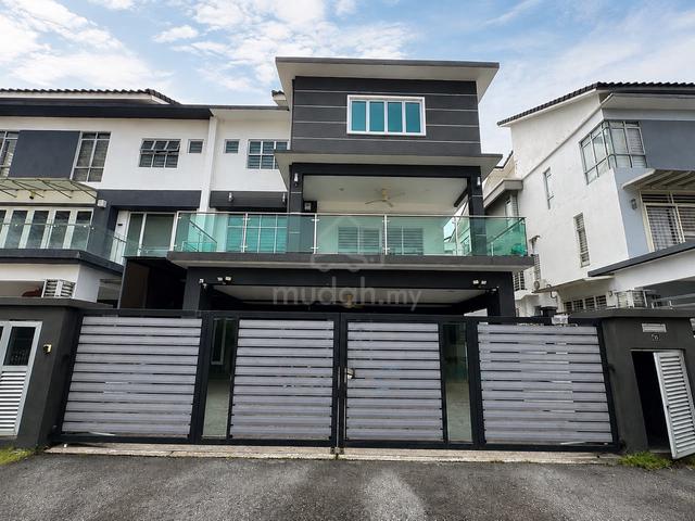 2 1/2 Storey Semi-D Saujana Villa, Prima Saujana, Kajang Selangor 1
