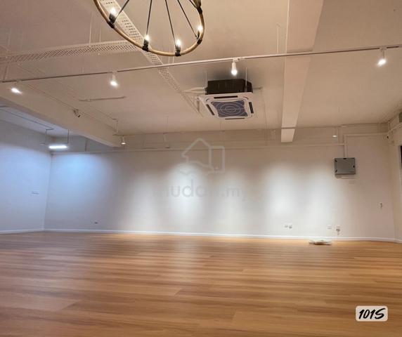 For rent Seruang square bandar rimbayu limited unit office space reno 1
