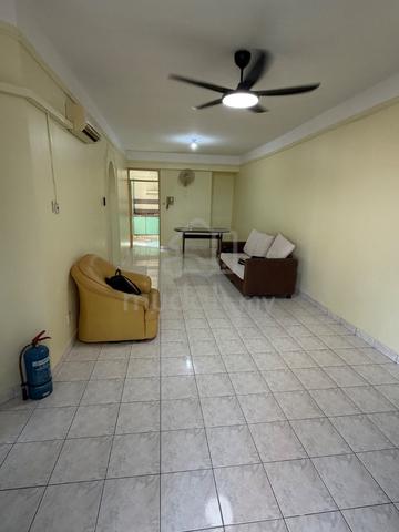 Hilltop Apartment 1