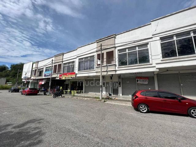 GROUND FLOOR Shop Lot Taman Universiti Bangi For Let 1
