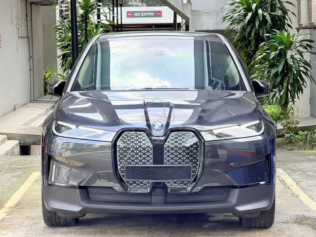 BMW IX xDRIVE40 OriMiles 7K UnderWarranty OriPaint - 2