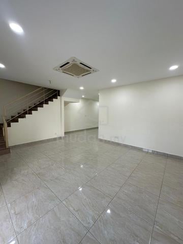 Taman Desa Tebrau Double Storey fully Reno 1