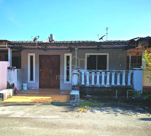 Rumah teres Tmn Simpang Bakti,Taping 1