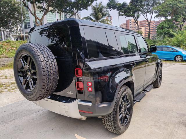2022 Land Rover Defender 2.0 110S P/R Air Suspens. - 4