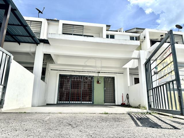 CHEAPEST TERRACE 4 BEDROOM Near Seri Iskandar Perak 1