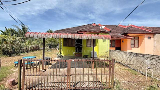 Teres Setingkat Corner Lot di Pasir Puteh 1
