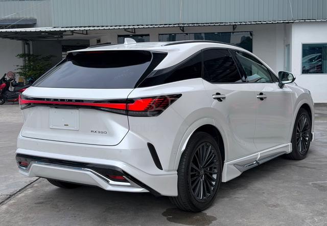 2024 Lexus RX350 2.4 VERSION L /REAR (A) FOLD SEAT - 4