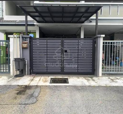 Full Loan Ground Floor Townhouse Tmn Meringin Indah Kajang 1