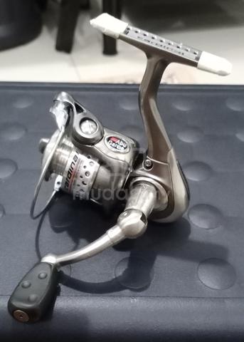 Vintage Abu Garcia Cardinal 300U - Sports & Outdoors for