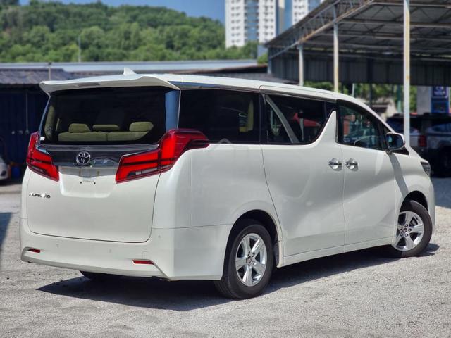 2022 Toyota ALPHARD 2.5 X (A) FREE Modelista kit - 2