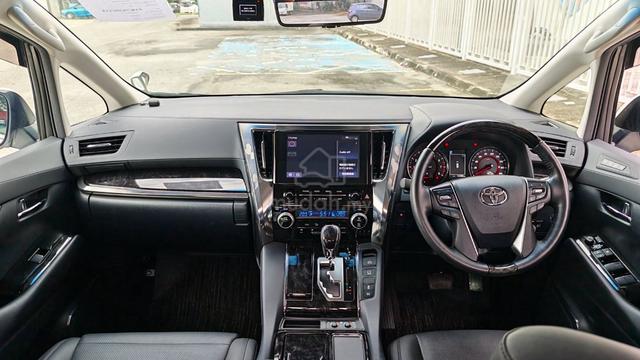 2022 Toyota ALPHARD 2.5 SC Low Mileage - 4