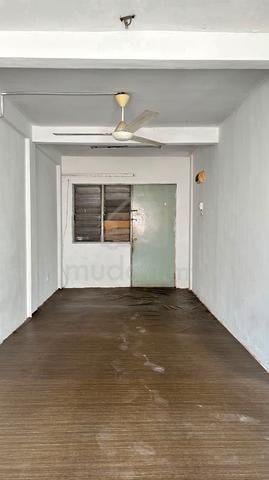 Pusat Komersial Seksyen 7 1